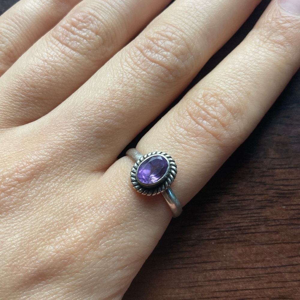 Amethyst silver ring